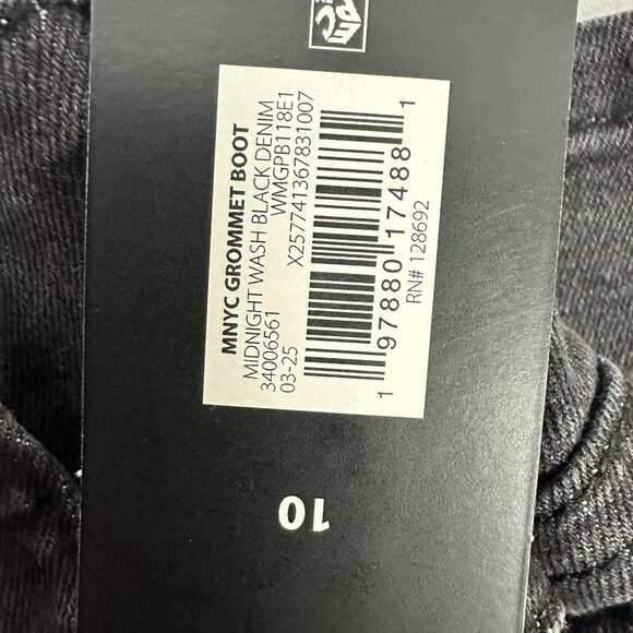 Madden NYC Low Rise Bootcut Black Denim Jeans Size 10 Slim Fit Belt Detailing - Picture 5 of 9